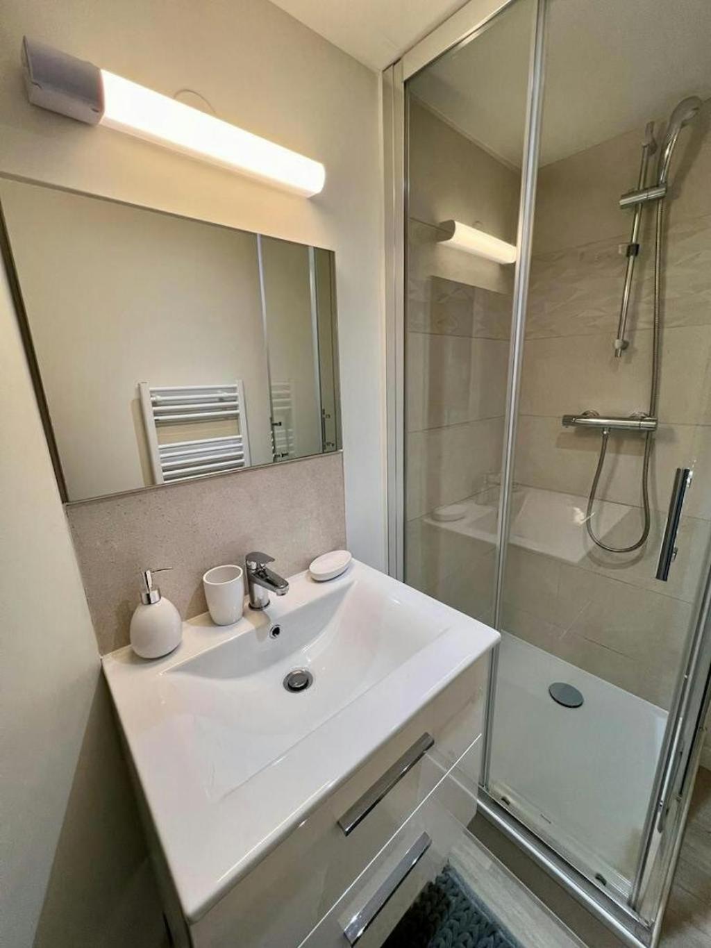 Appartement L'apparte Saint Michel - T1bis - Metro - Tram *