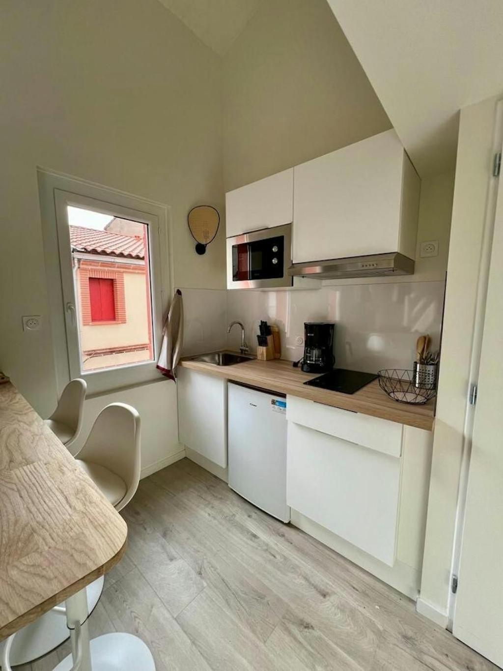 L'apparte Saint Michel - T1bis - Metro - Tram Apartment